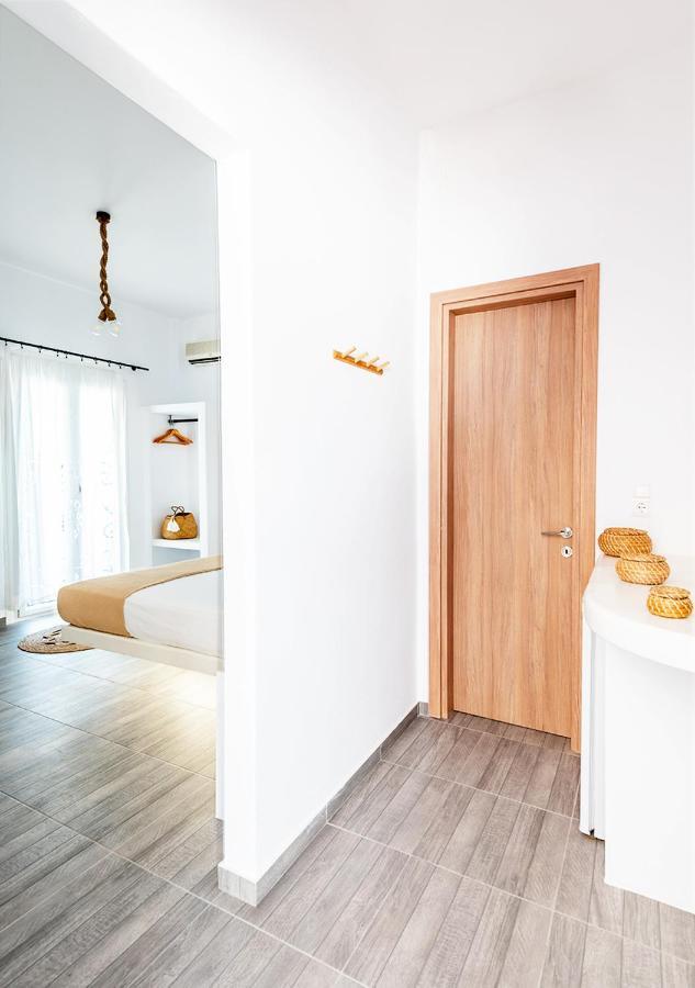 Dorkas Luxury Rooms&Apartments Livadakia Esterno foto