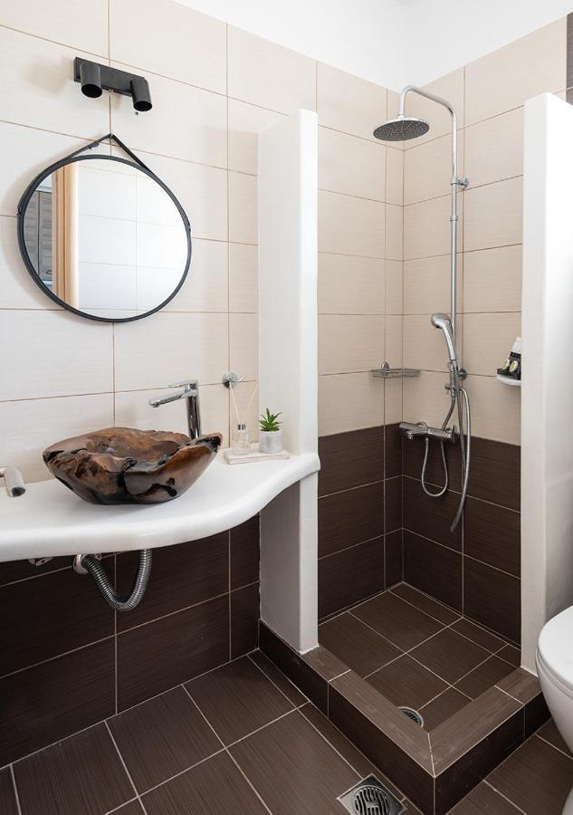 Dorkas Luxury Rooms&Apartments Livadakia Esterno foto
