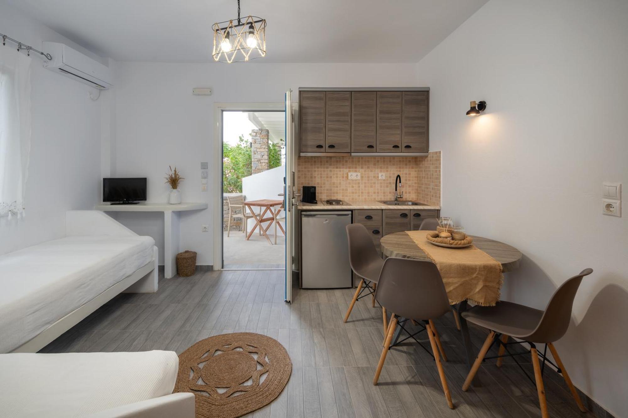 Dorkas Luxury Rooms&Apartments Livadakia Esterno foto